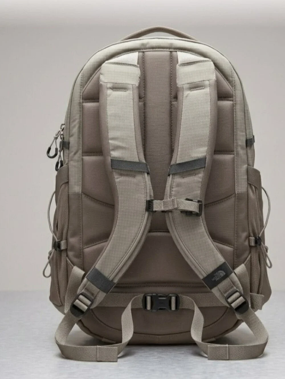 NEW! The North Face Womens Olive Green Borealis Backpack NWT - Picture 2 of 8